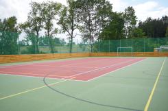 Víceúčelové sportovní hřiště